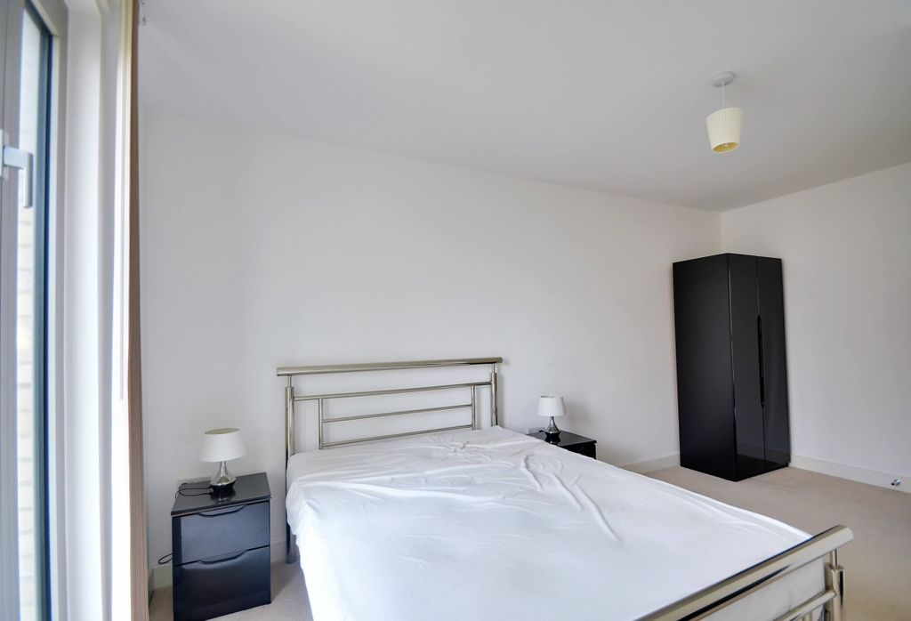 Property photo 2 of 12 Bedroom_Pic_ (1).Jpg