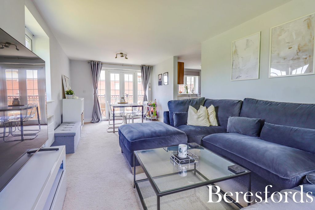 Property photo 3 of 16 Picture No. 29