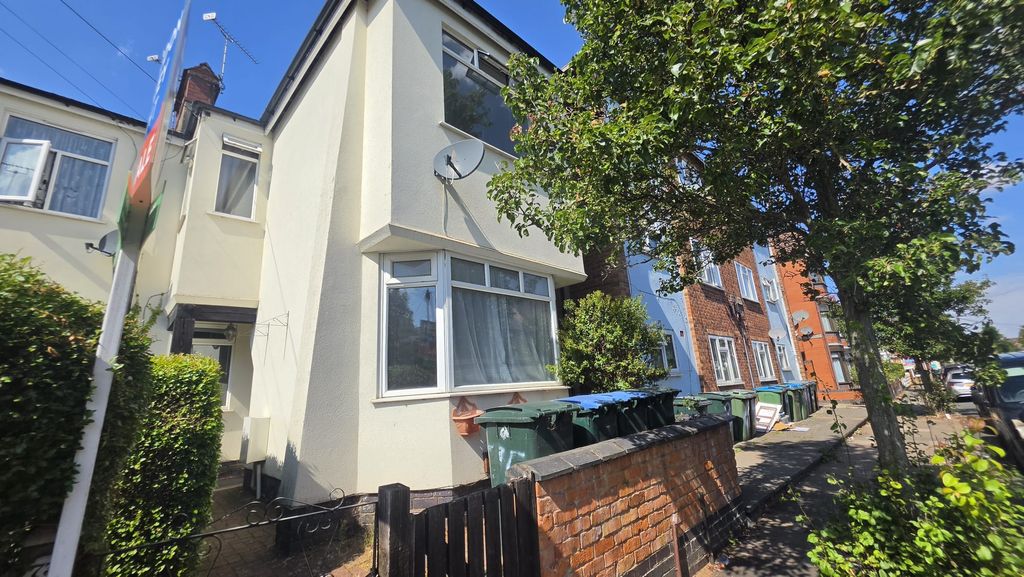 Property photo 2 of 30