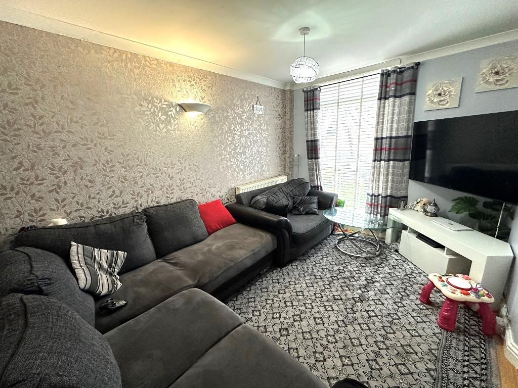 Property photo 2 of 10 Photo 2