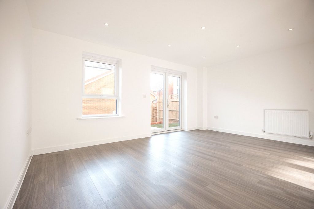 Property photo 3 of 13 Picture No. 04