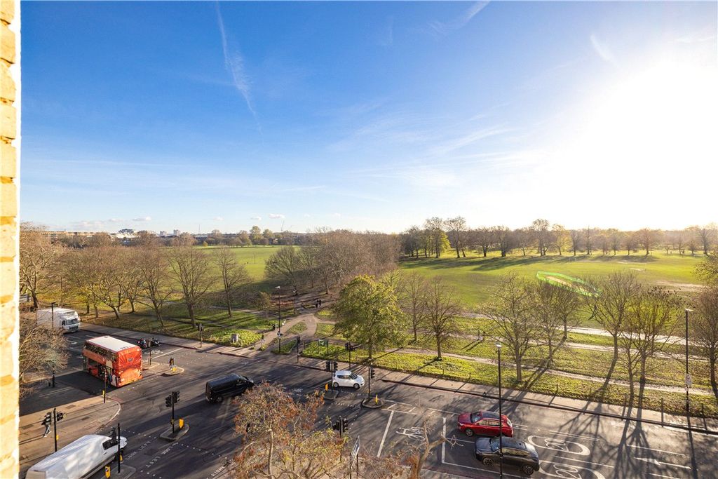 Property photo 1 of 11 Picture No. 28