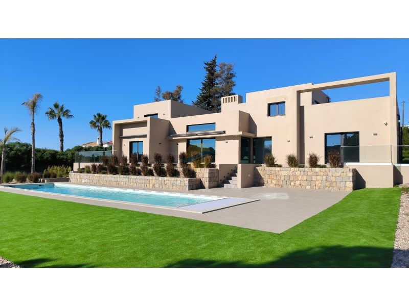 Property photo 2 of 37