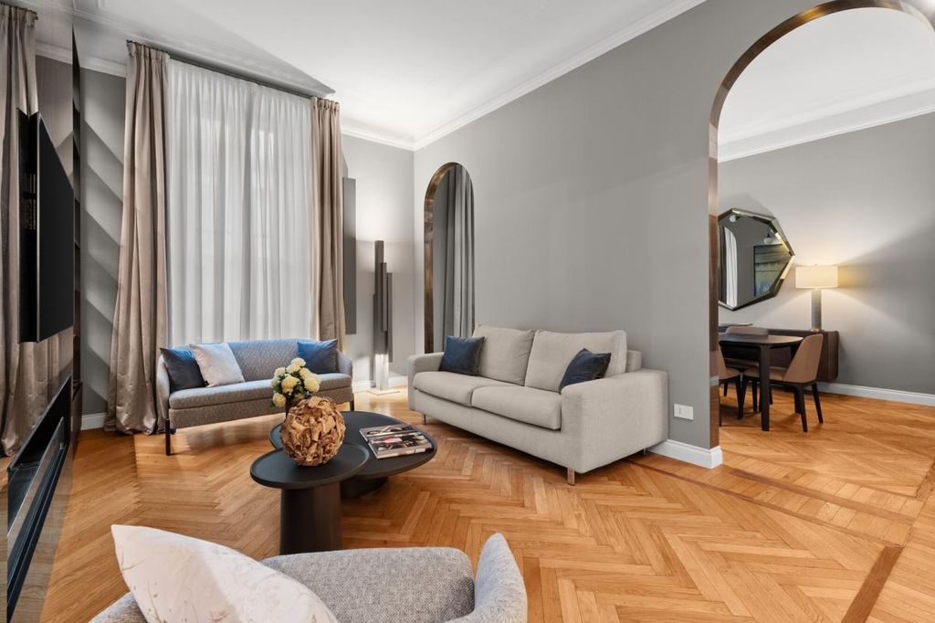 Property photo 2 of 33