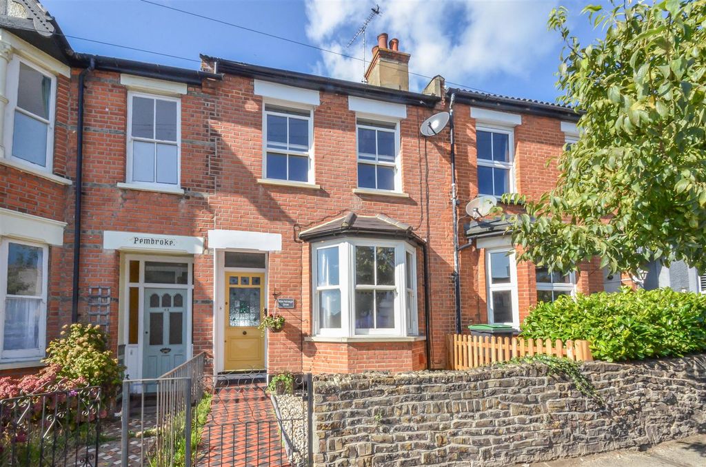 Property photo 1 of 25