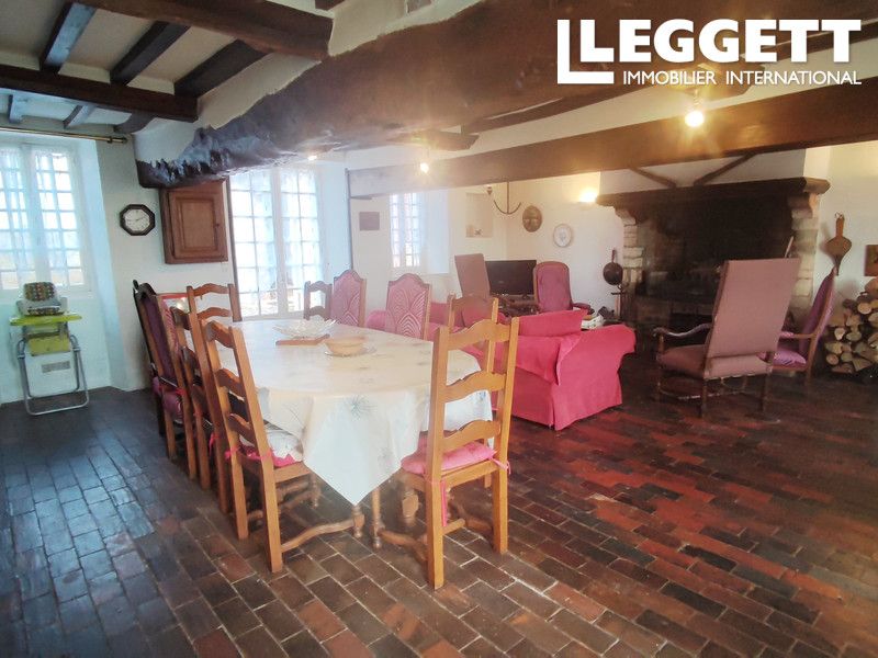 Property photo 3 of 10