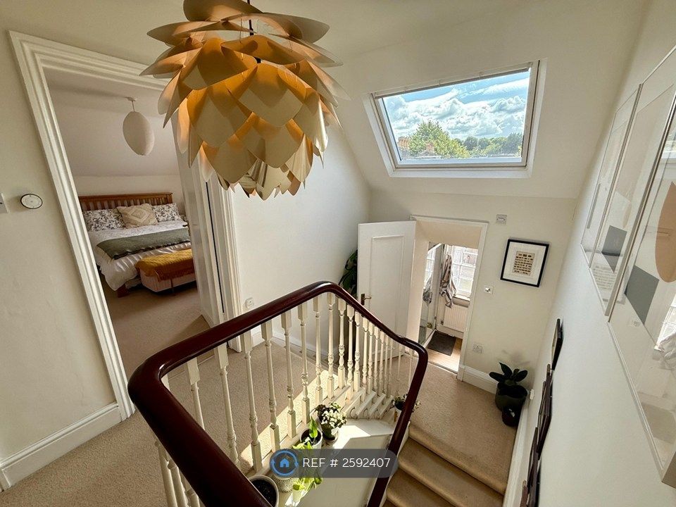 Property photo 1 of 25 Hall 7