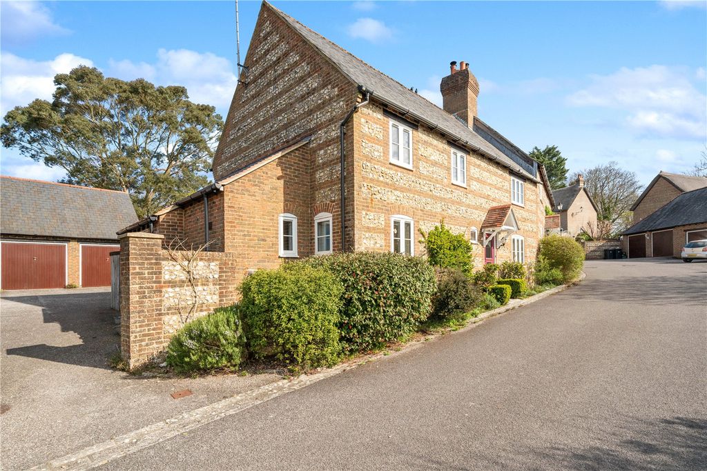 Property photo 1 of 29 Picture No. 07