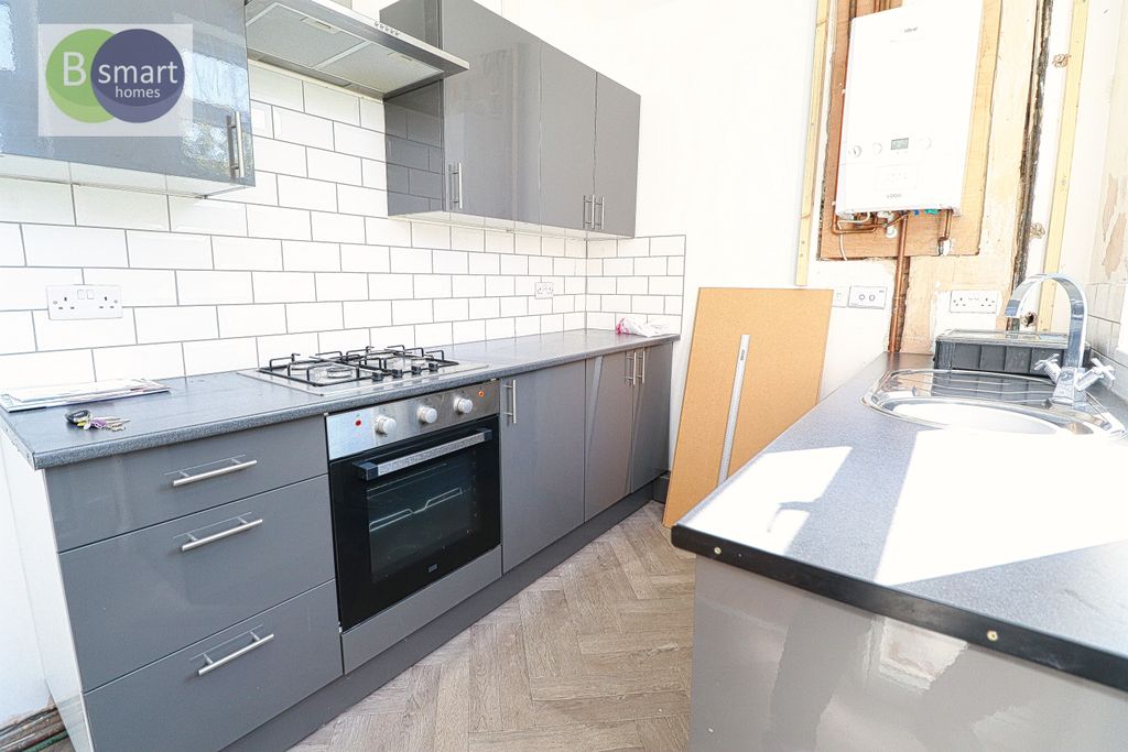 Property photo 2 of 10 Img_2999