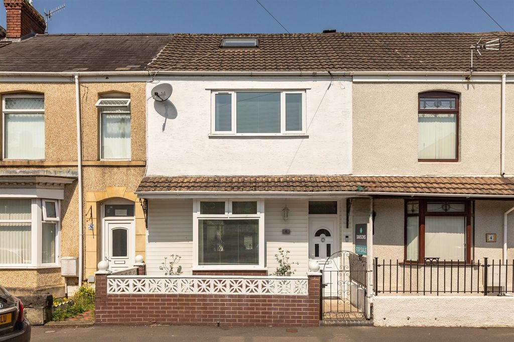Property photo 1 of 27 Cz0A3361-Photoroom.Jpeg