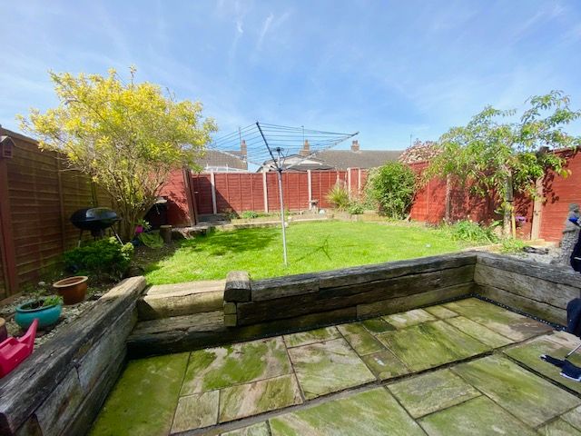 Property photo 2 of 10 Garden