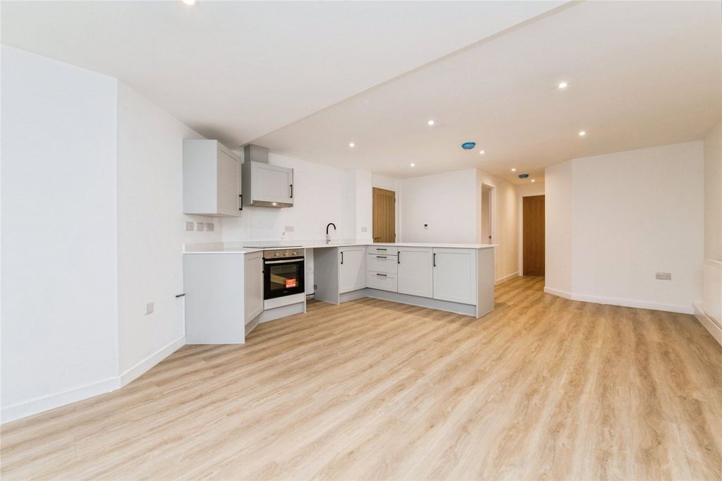 Additional image 7 of 2 bed flat for saleKerslakes Court, Honiton, Devon EX14