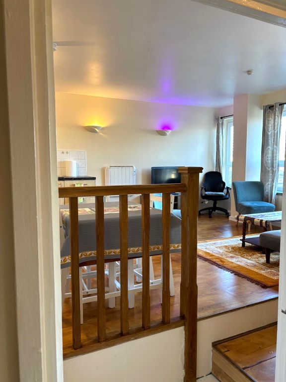 Property photo 3 of 9