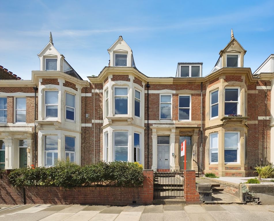 Property photo 1 of 18 Pbox-Img.Jpg