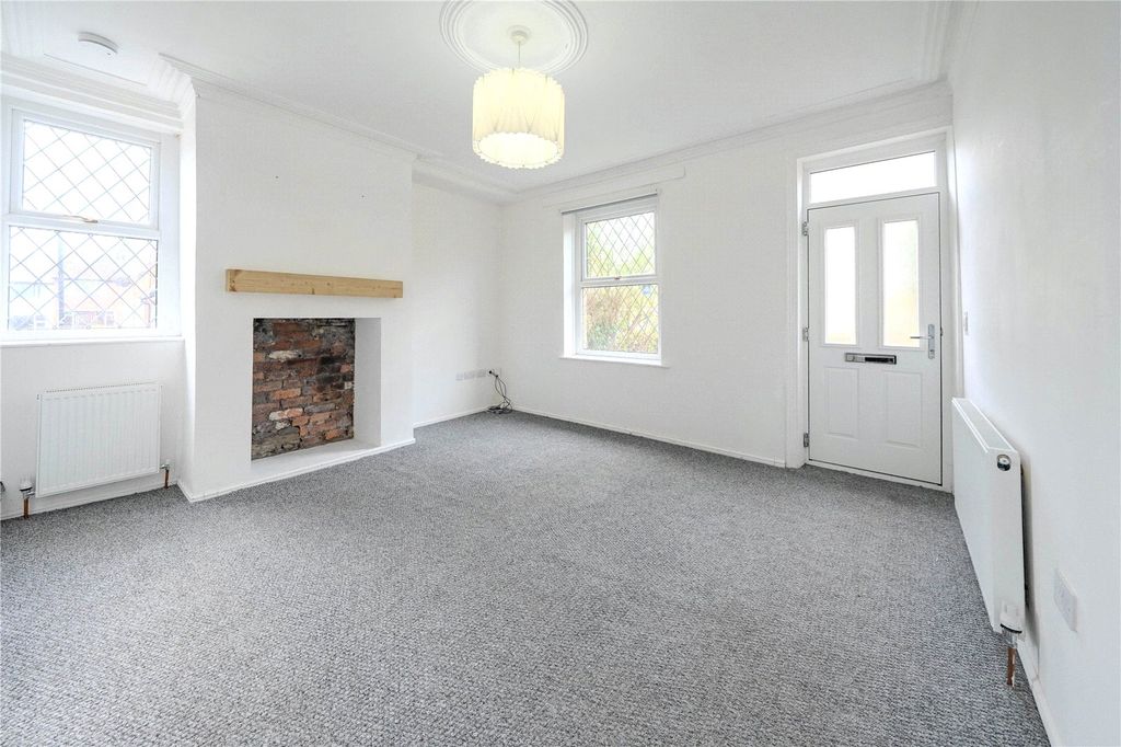 Property photo 3 of 16 Picture No. 05