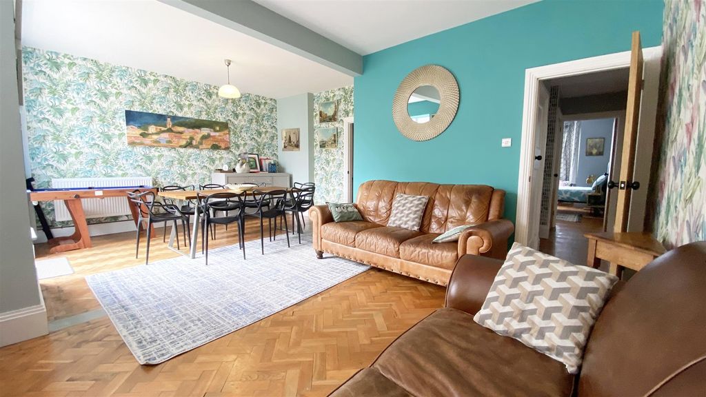 Property photo 3 of 38 Living Room,