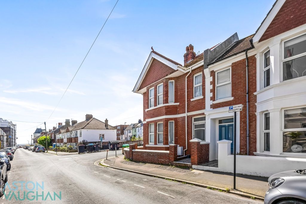 Property photo 1 of 7 5096690