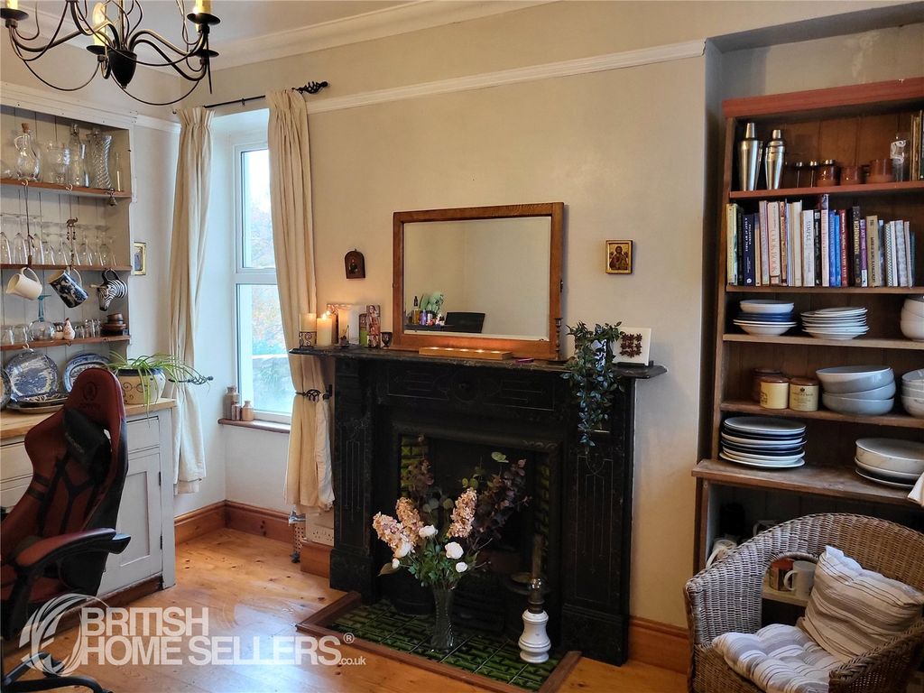 Property photo 3 of 39 Picture No. 58