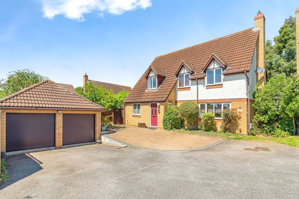 Property photo 1 of 16