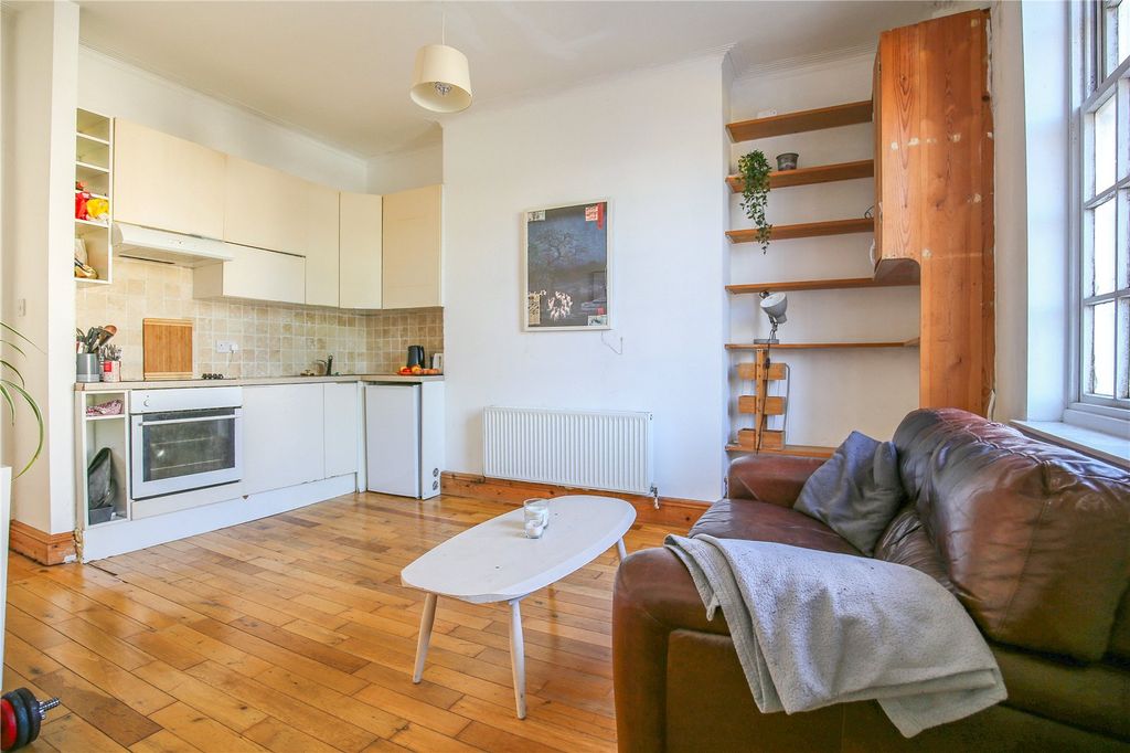 Property photo 1 of 10 Picture No. 51