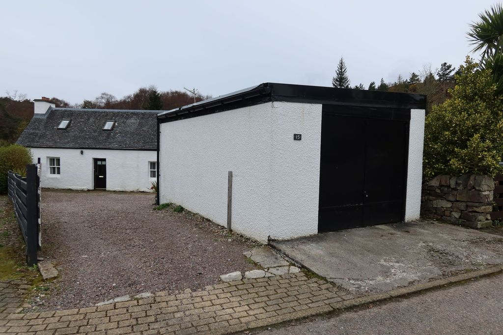 Property photo 2 of 48