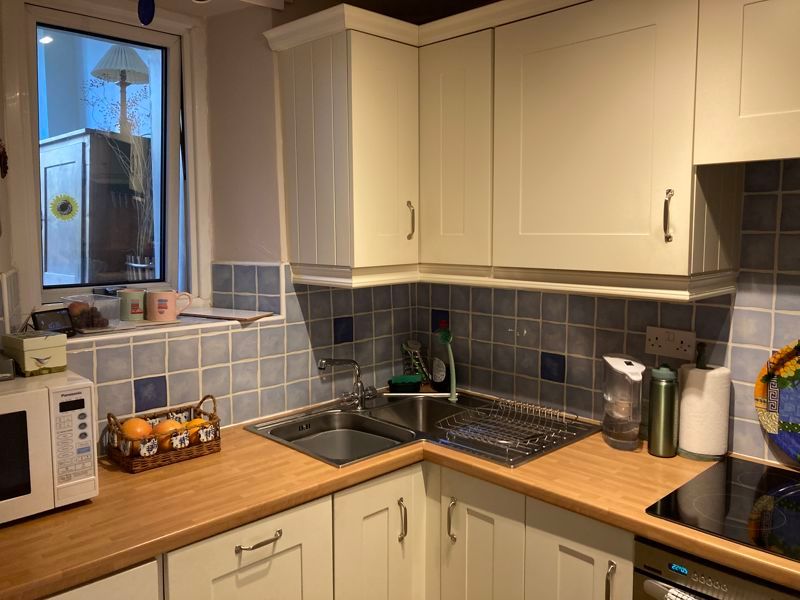 Property photo 3 of 20 Kitchen