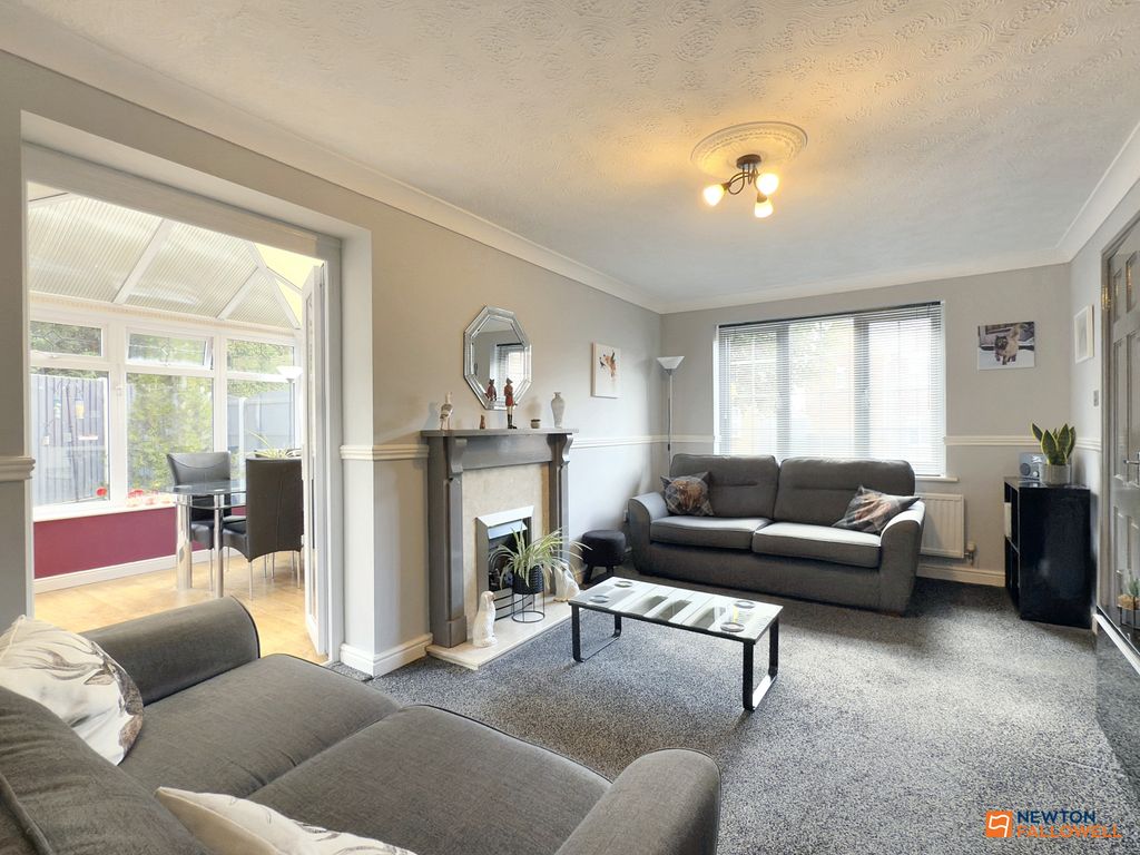 Property photo 3 of 31