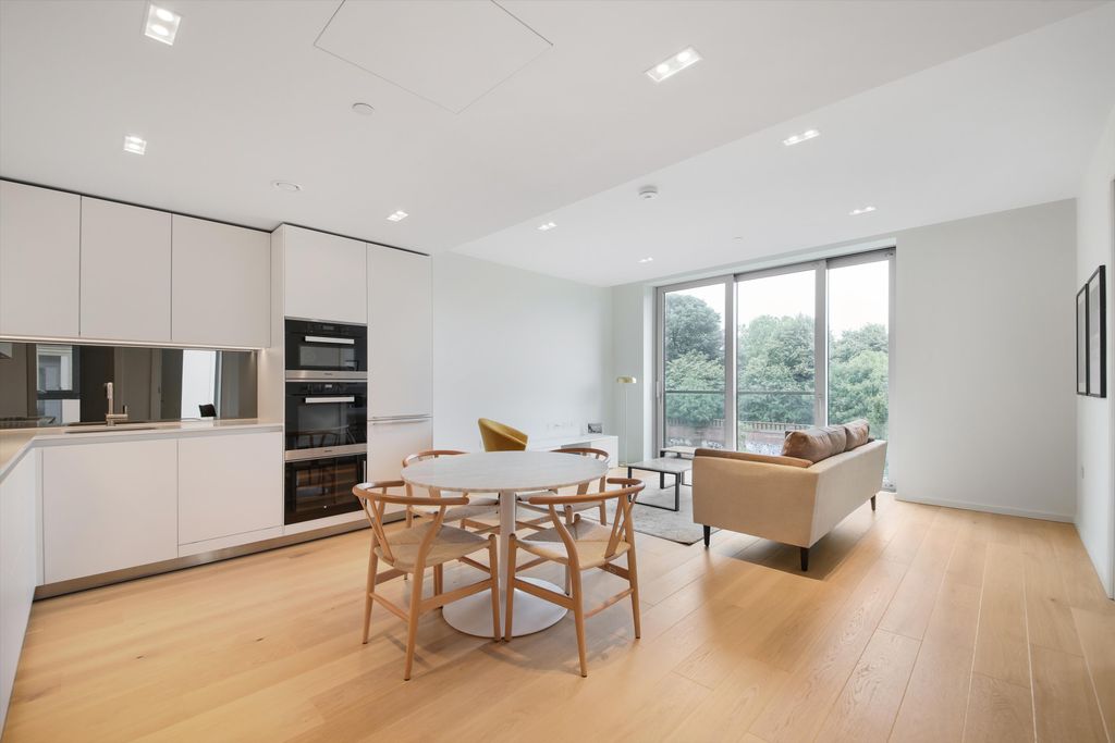 Property photo 1 of 23 Image