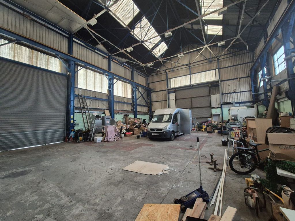 Property photo 3 of 7