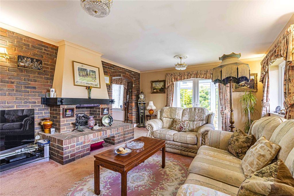 Property photo 3 of 31 Picture No. 04