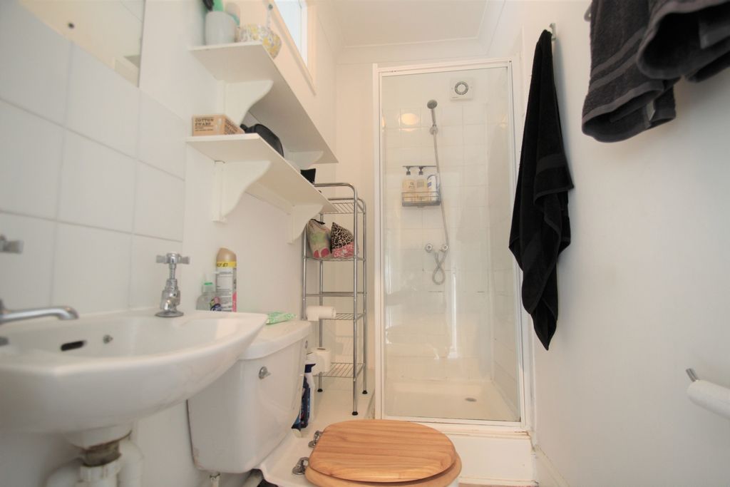 Property photo 3 of 5 Photo 2