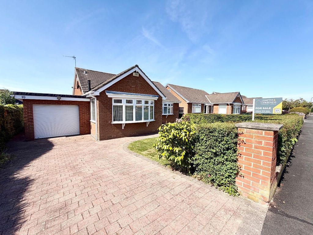 Property photo 1 of 19 External