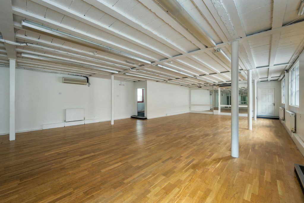 Property photo 2 of 8 Regent House Interior High Res 4 Of 11.Jpg