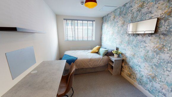 Property photo 1 of 9 8076608.Jpg