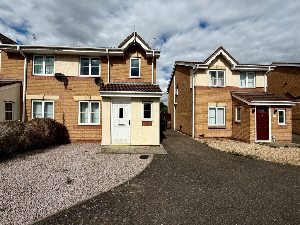 Property photo 2 of 12