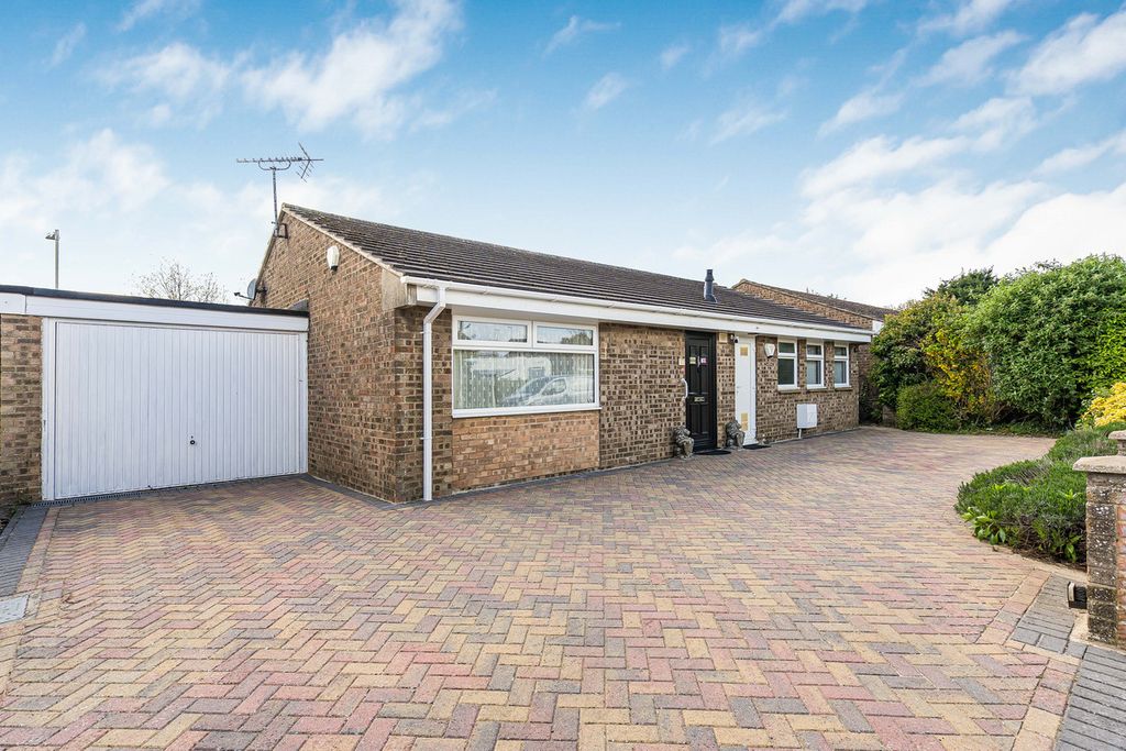 Property photo 1 of 19