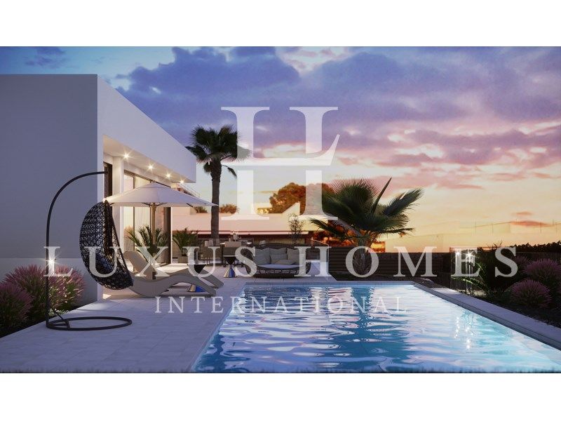 Property photo 3 of 25