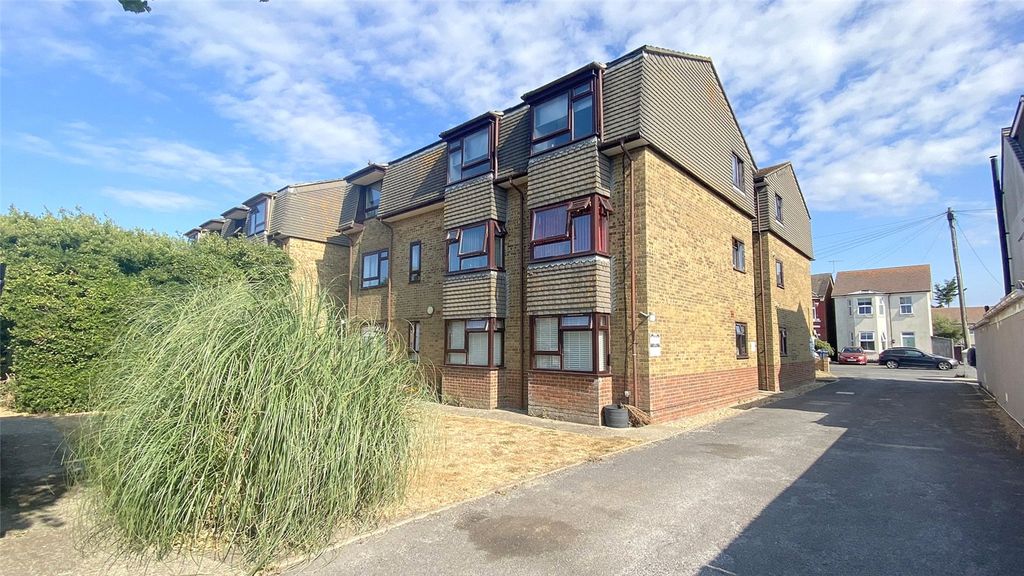 Property photo 1 of 11 Picture No. 13