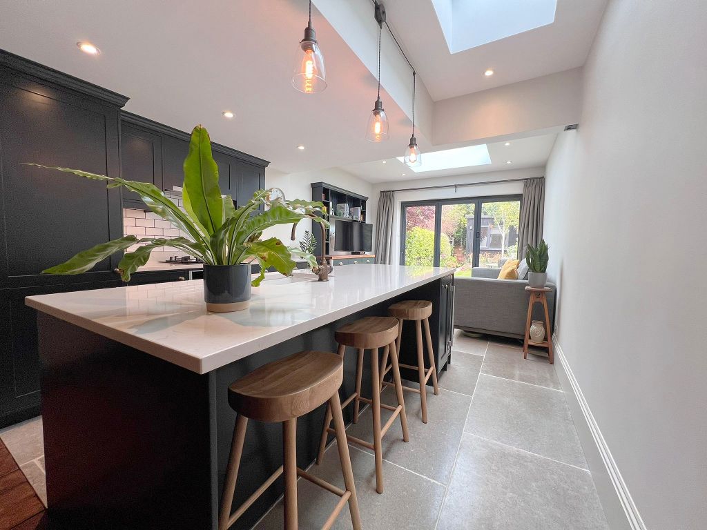 Property photo 2 of 19 2