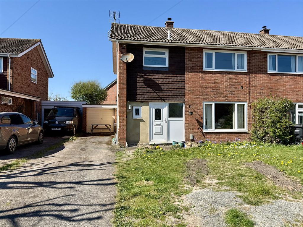 Property photo 1 of 15