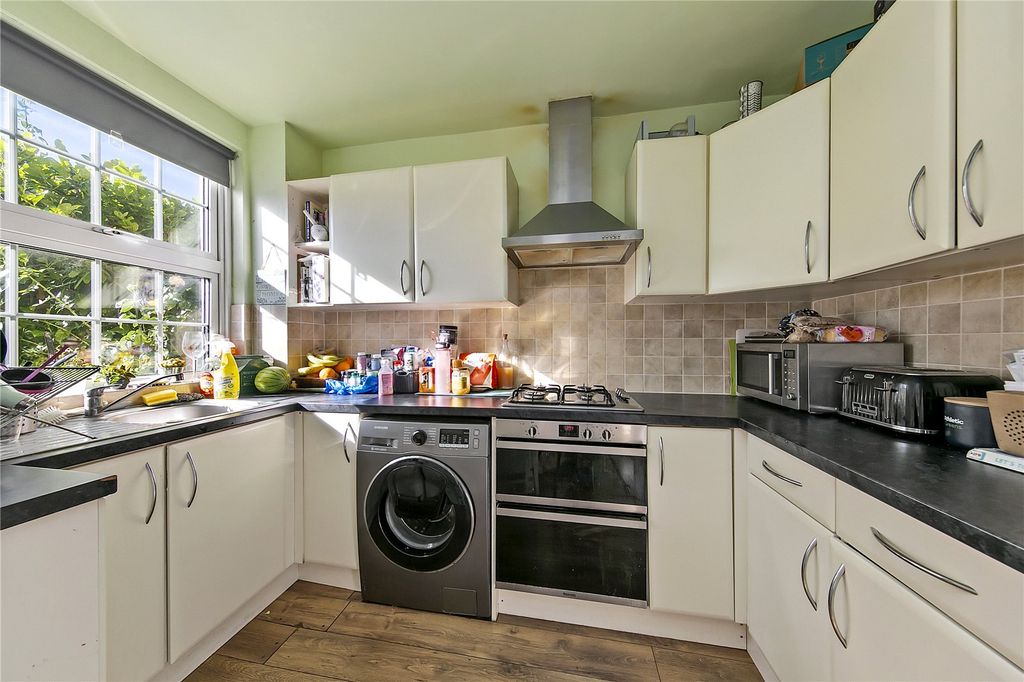 Property photo 3 of 9 Picture No. 10