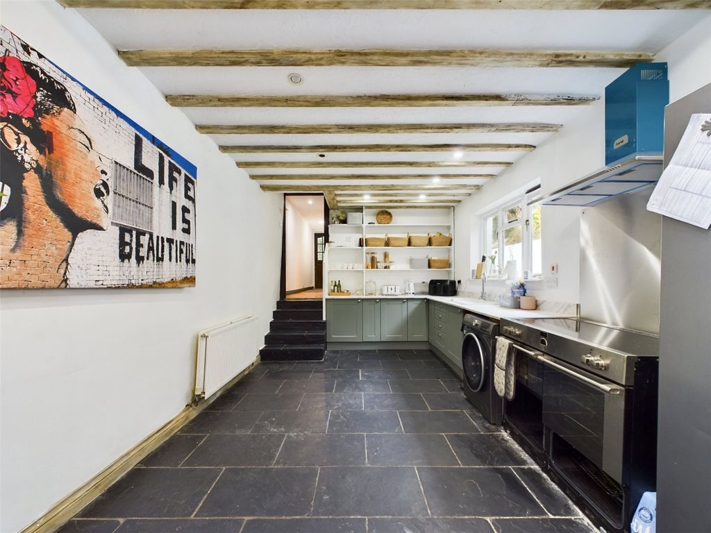 Property photo 3 of 17 Kitchen/Dining Room