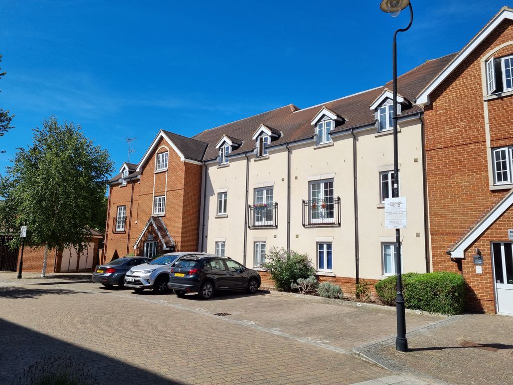 Property photo 1 of 7 Front