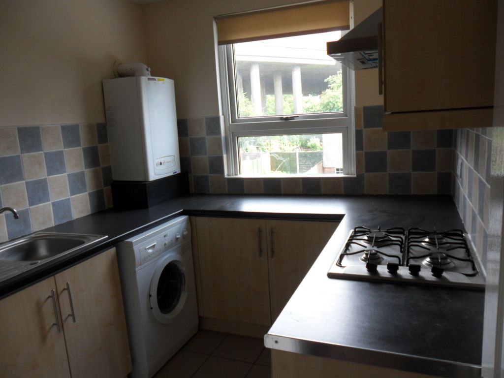 Property photo 3 of 4