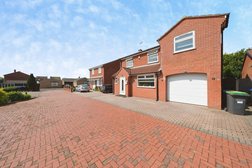 Property photo 1 of 19 Img_6171