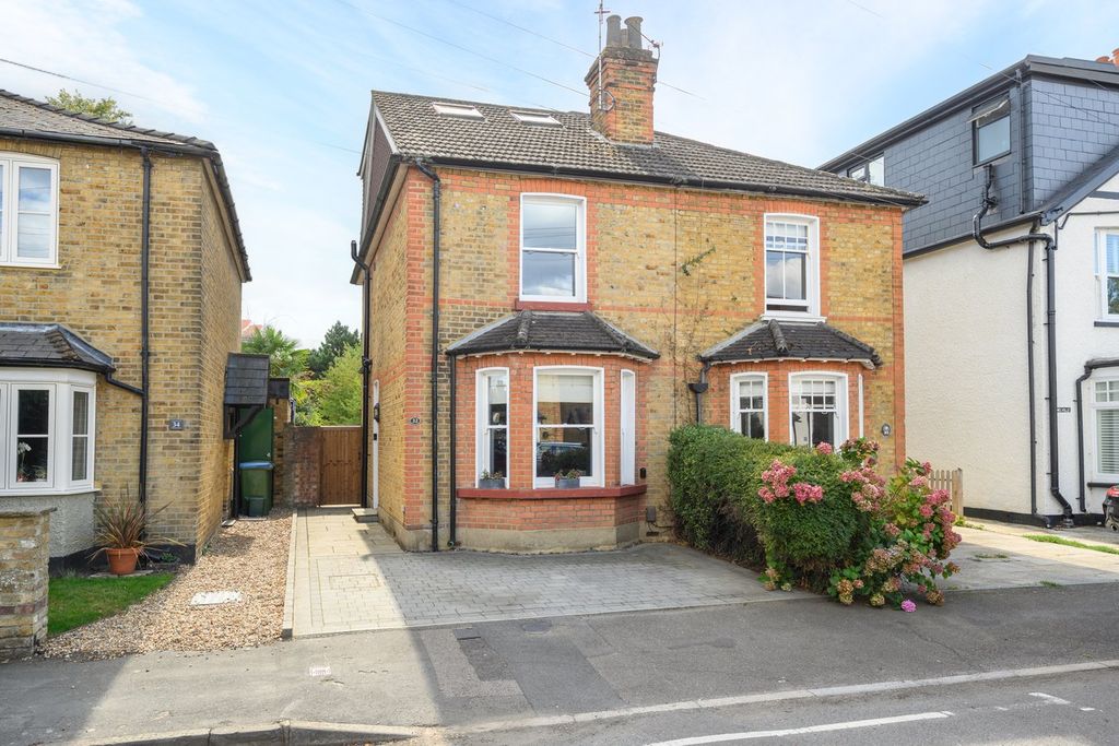 Property photo 1 of 18