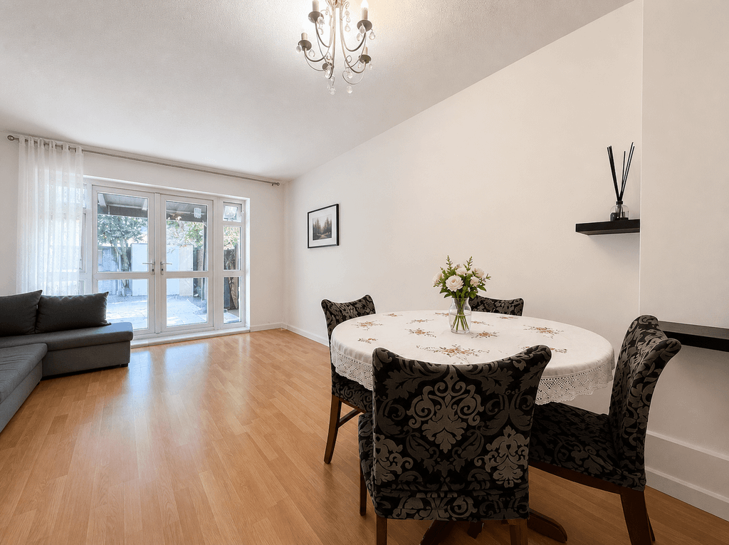 Property photo 2 of 10 Gallery
