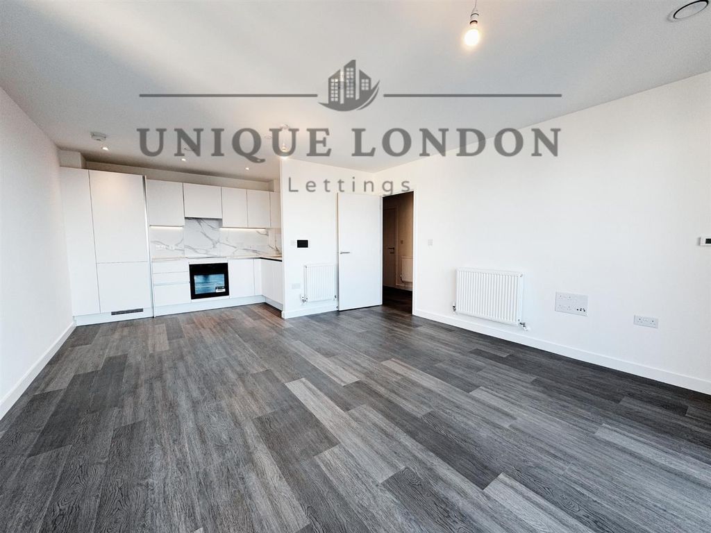 Property photo 2 of 7 6.Png