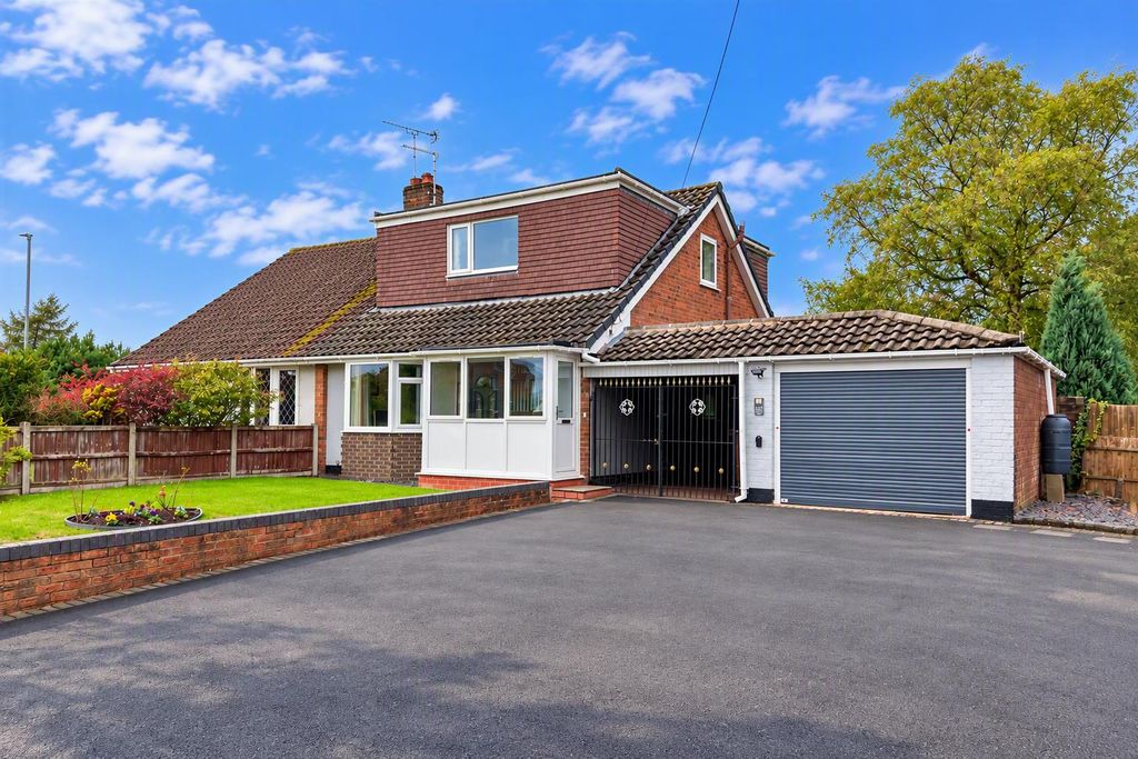 Property photo 2 of 29 Frontage