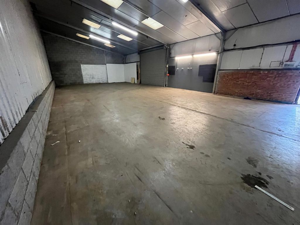 Property photo 3 of 12 1.Jpg